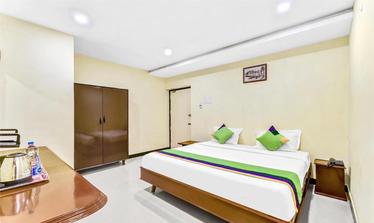 Treebo B Coral, 2 Km From Promenade Beach Hotel Puducherry Buitenkant foto